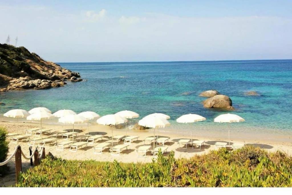 Confort E Relax Villasimius Eksteriør bilde